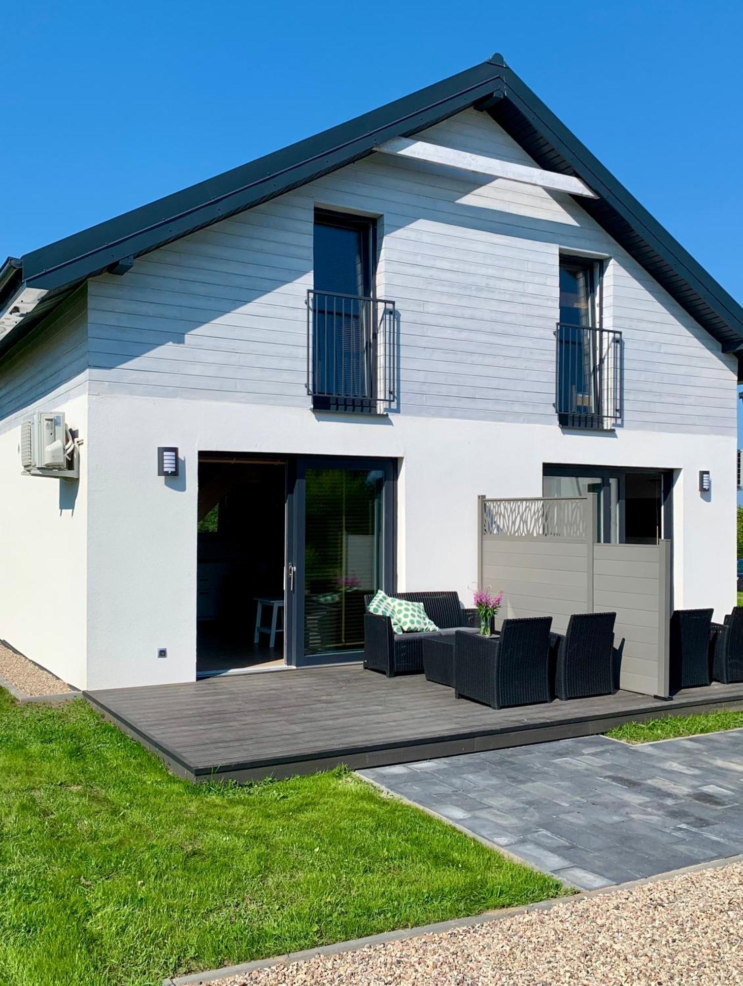 Morzezatoka - Apartamenty Wladyslawowo Luaran gambar